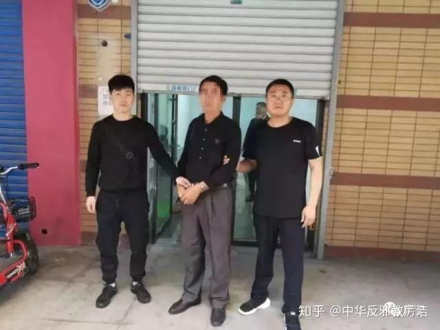 7777788888精准四肖期期准全年资料大全,全面释义、解释与落实与警惕虚假宣传